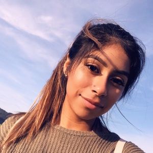 Meet your Posher, Yazmine